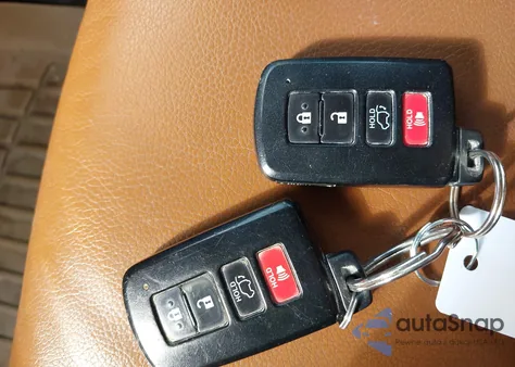 2016 Toyota Rav4 Hybrid Limited z USA, uszkodzony, nr VIN JTMDJREV5GD006385